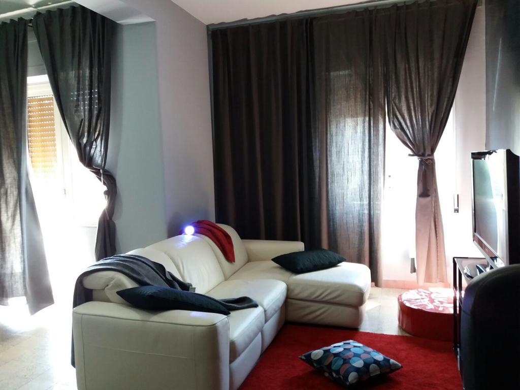 B&B Italia Napoli Exterior photo
